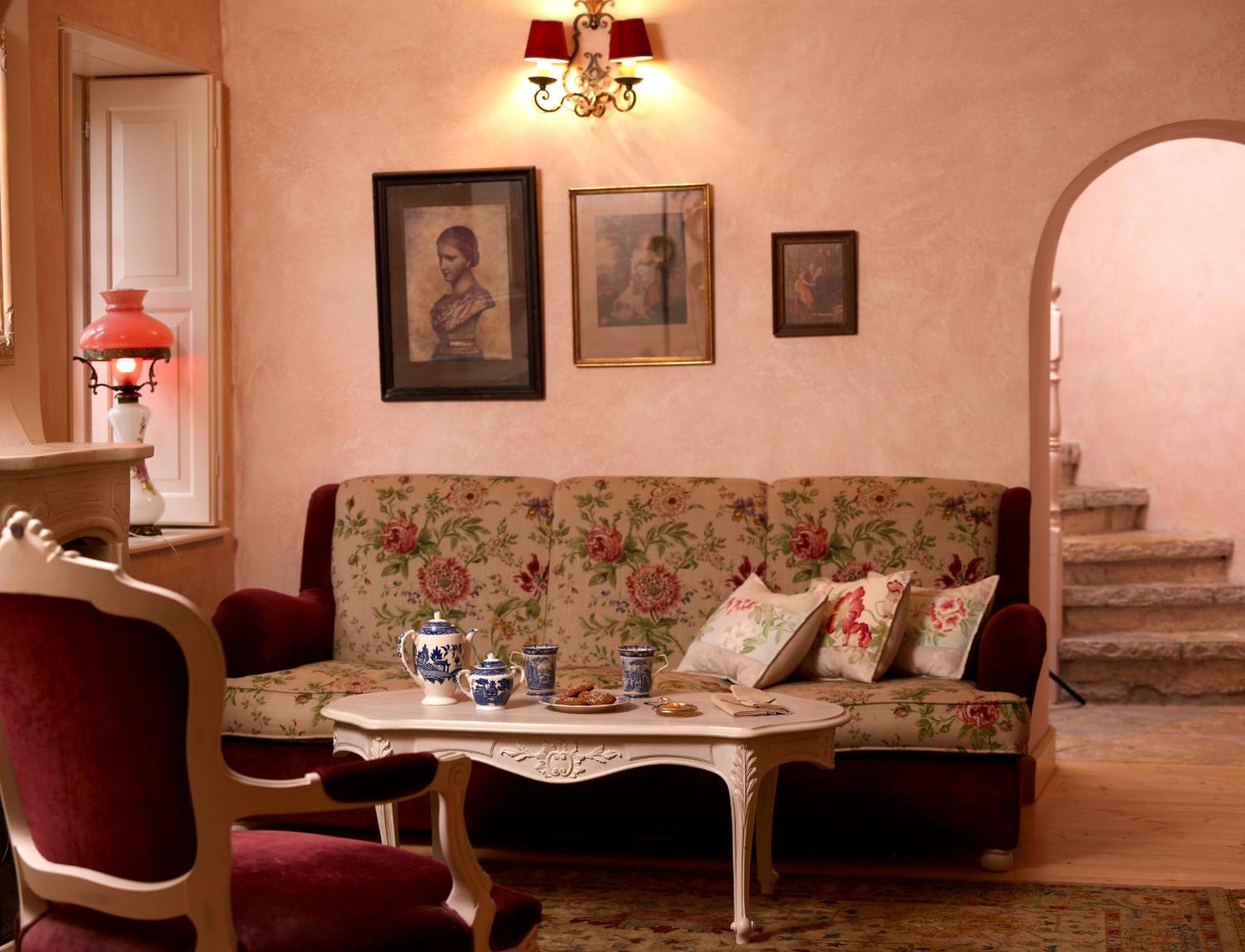 Amaryllis Boutique Guest House Áno Pediná Extérieur photo